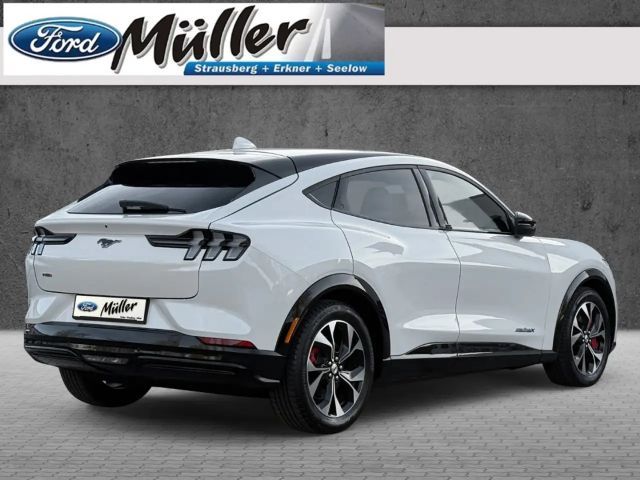 Ford Mustang Mach-E AWD Extended range