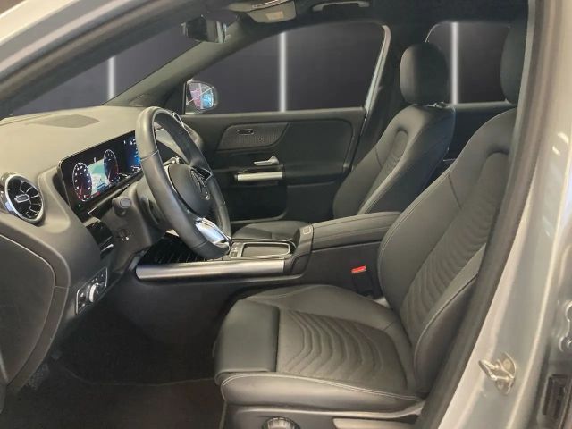 Mercedes-Benz GLA 180 Progressive