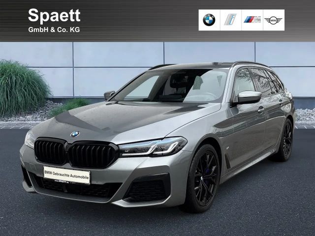 BMW 540 540d M-Sport Touring xDrive