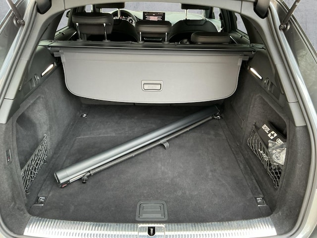 Audi A4 40 TFSI Avant Quattro S-Line S-Tronic