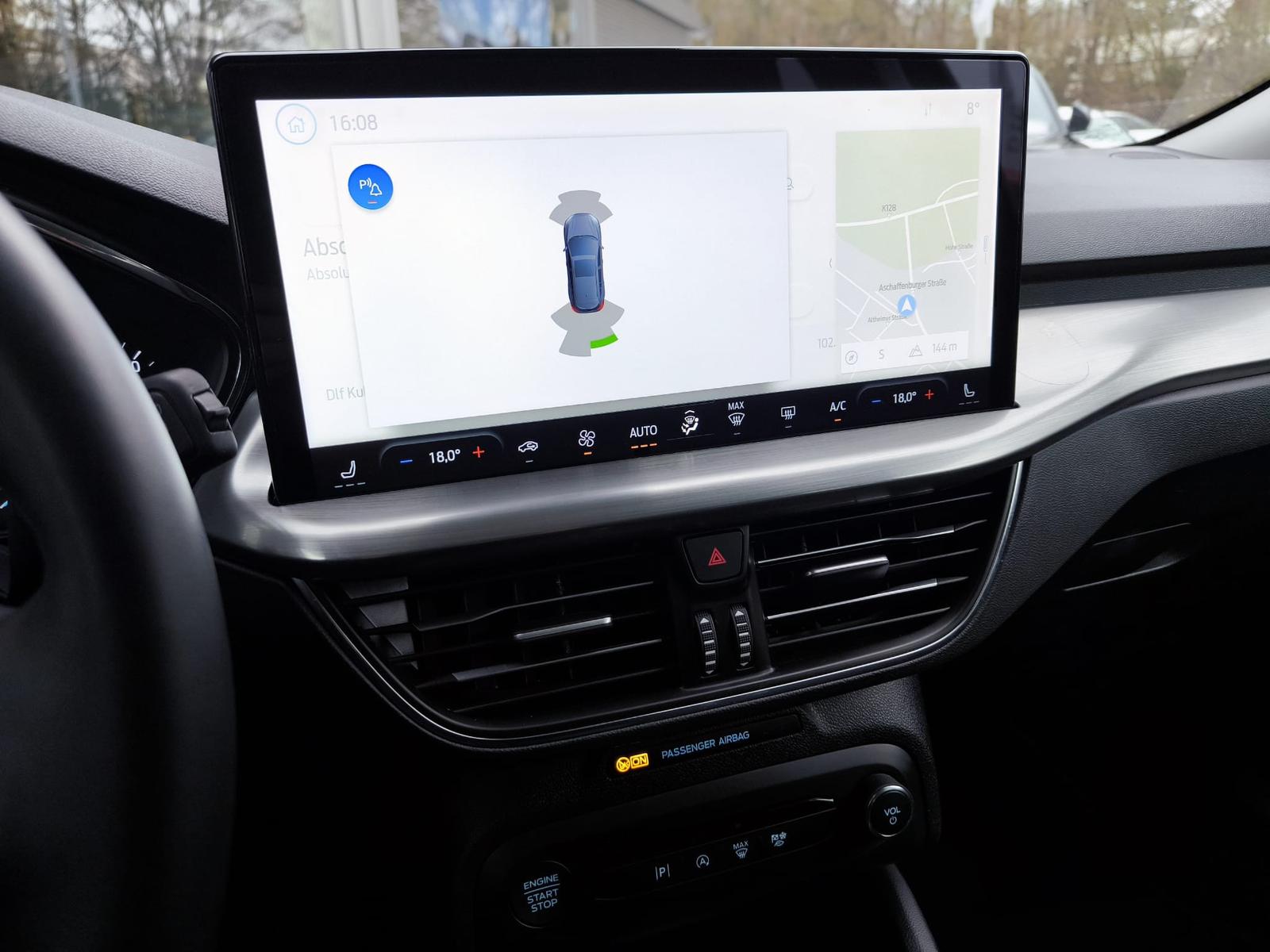 Ford Focus Tur 1.0 Titan >NAVI+LED+SHZ+TEMP+DAB+PDC+