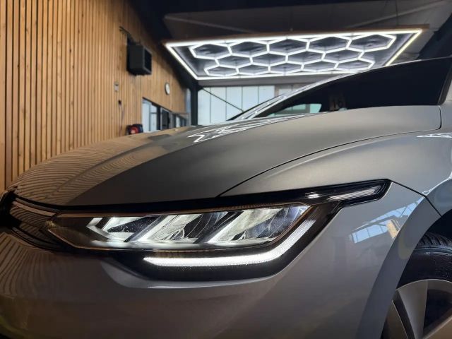 Volkswagen Golf DSG Variant