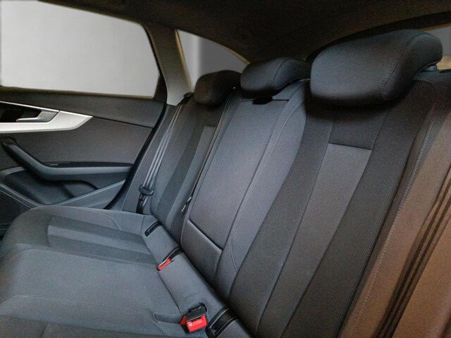 Audi A4 40 TDI Avant S-Tronic
