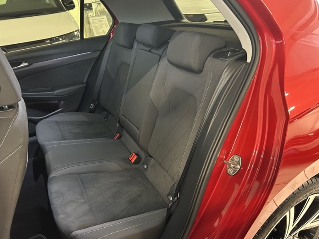 Volkswagen Golf 1.5 eTSI DSG Golf VIII