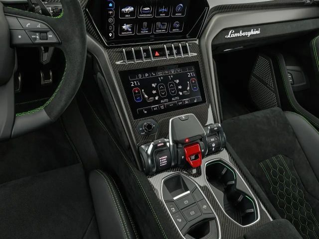 Lamborghini Urus Performante