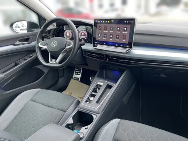 Volkswagen Golf 1.5 eTSI DSG Golf VIII Variant