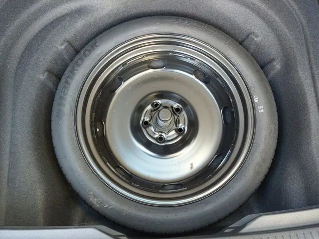 Volkswagen Golf Life Variant