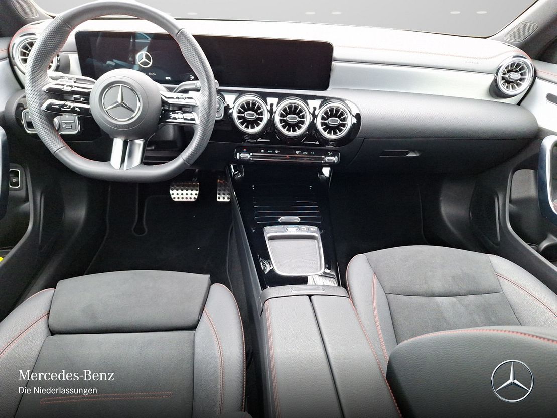 Mercedes-Benz CLA 180 AMG Line Shooting Brake