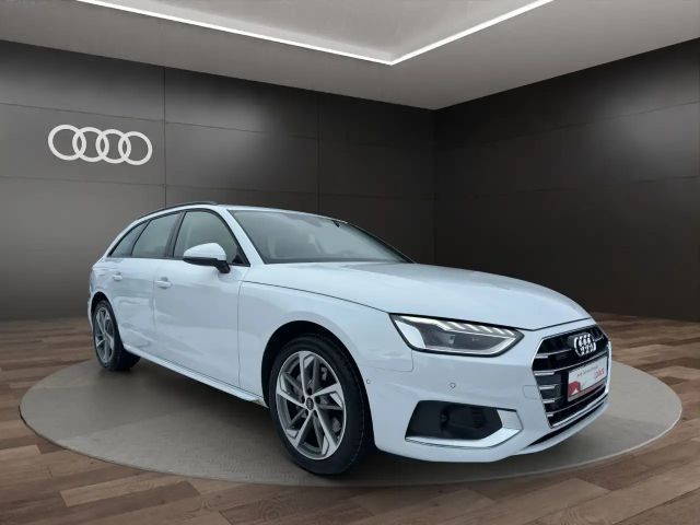 Audi A4 40 TFSI Avant Quattro