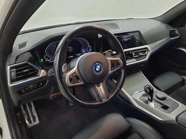 BMW 320 320e Touring xDrive