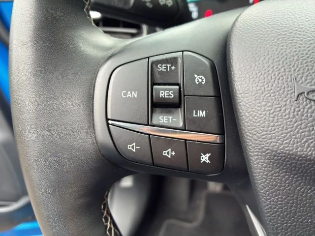 Ford Puma EcoBoost Titanium