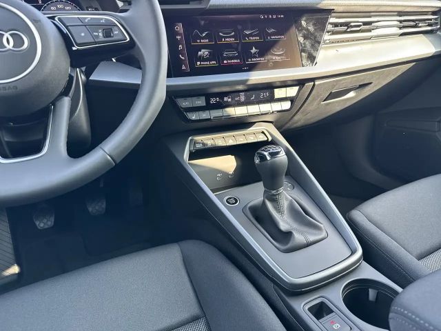 Audi A3 30 TFSI Sedan