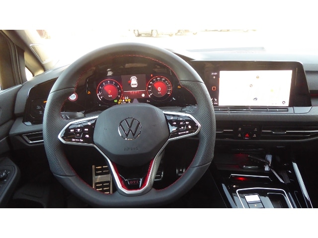 Volkswagen Golf 2.0 TSI DSG Golf VIII