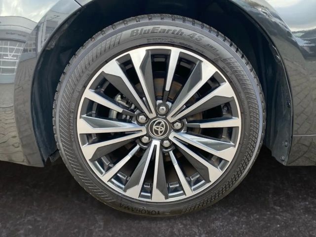 Toyota Corolla Hybride Team D