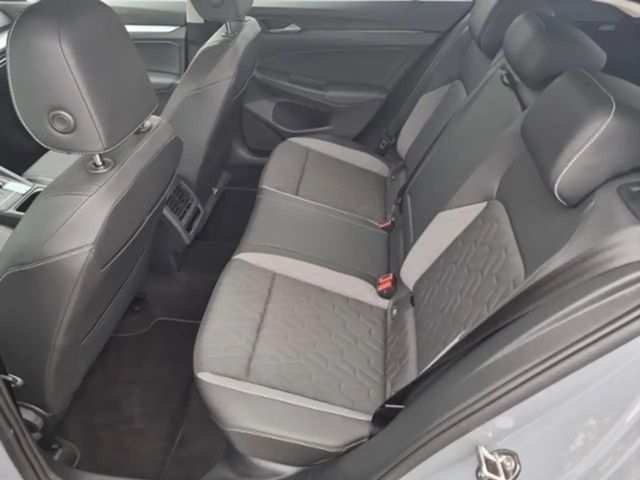 Volkswagen Golf 1.5 eTSI Golf VIII