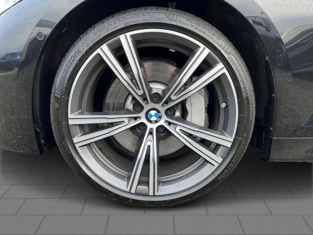 BMW 330 330d M-Sport Touring xDrive