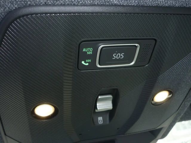 Renault Scenic E-Tech Iconic