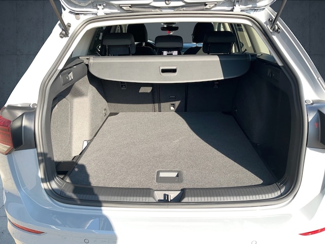 Volkswagen Golf 1.0 TSI Variant