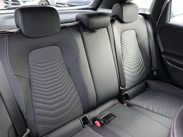 Mercedes-Benz B 180 Progressive