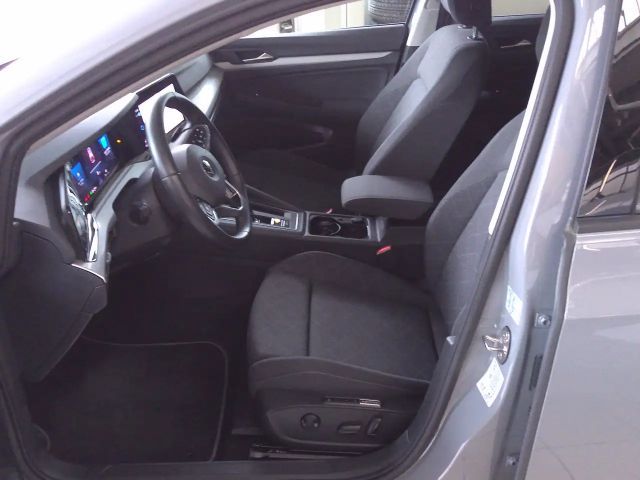 Volkswagen Golf DSG Life Variant