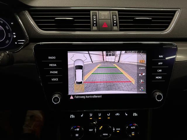 Skoda Superb 4x4 Ambition Combi