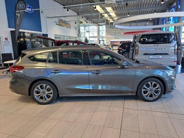 Ford Focus EcoBoost ST Line Wagon