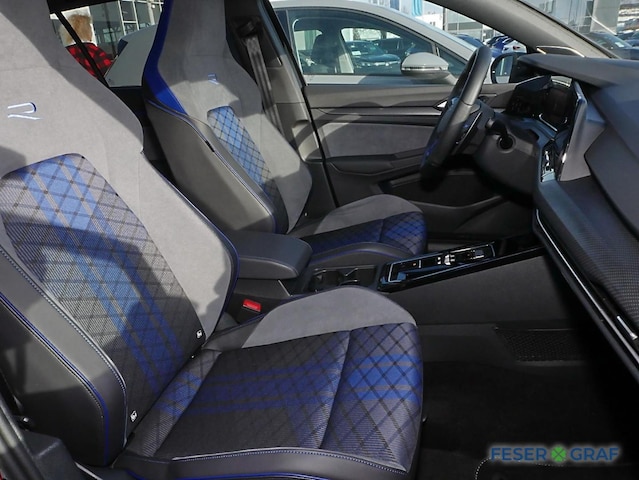 Volkswagen Golf 2.0 TSI DSG Golf VIII Variant