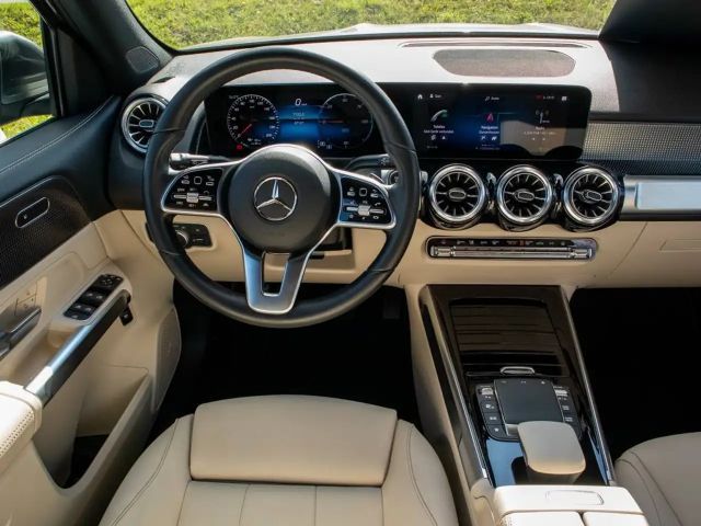 Mercedes-Benz EQB 300 4MATIC Progressive