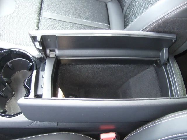 Peugeot 508 Kombi, Benzin Automatik, Navi, el. Heckklappe LED