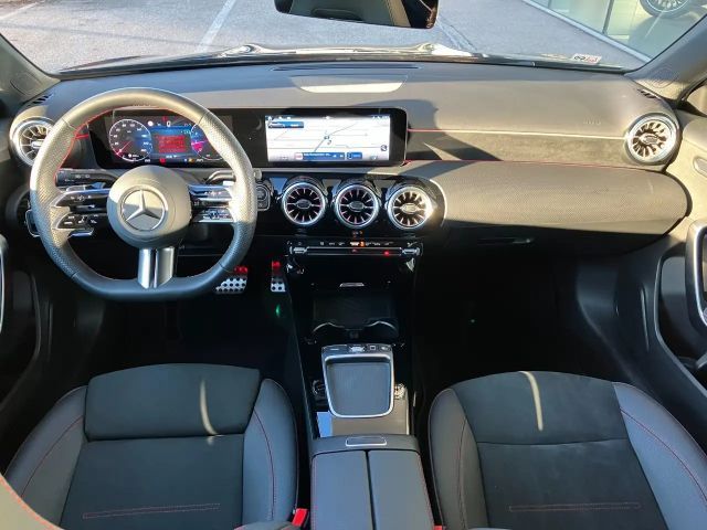 Mercedes-Benz A 180 AMG Line Hatchback