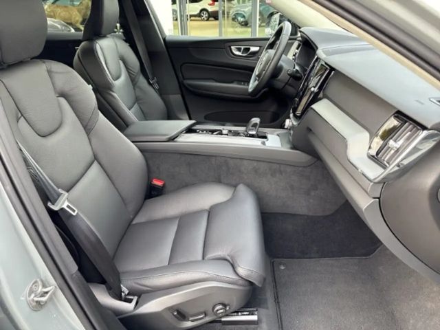 Volvo XC60 Dark Plus