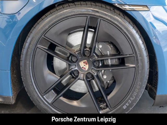 Porsche Taycan Black Edition Sport Turismo