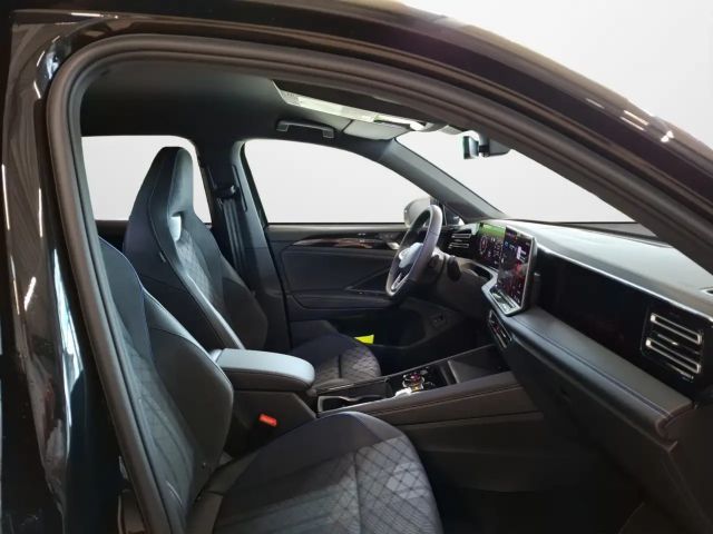 Volkswagen Tiguan 1.5 eTSI DSG R-Line