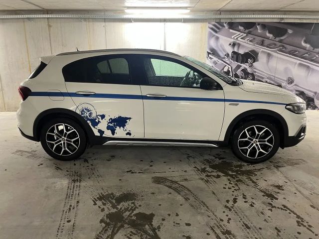 Fiat Tipo Cross