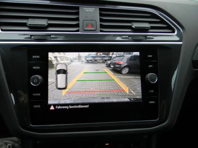 Volkswagen Tiguan DSG R-Line Style