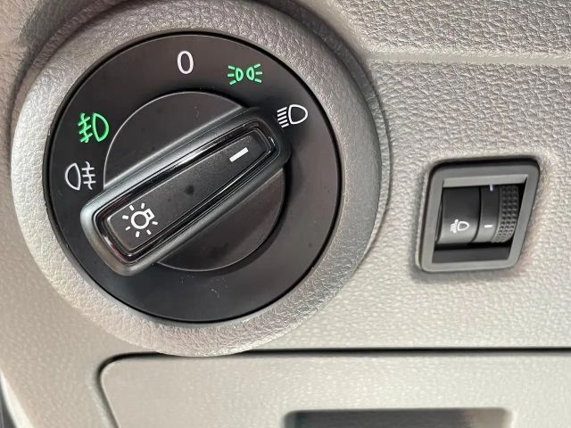 Volkswagen Caravelle 2.0 TDI T6 Trendline