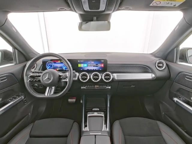 Mercedes-Benz EQB 350 4MATIC AMG Line