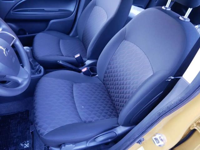 Mitsubishi Space Star Star