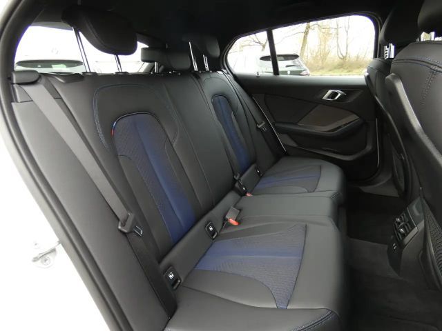 BMW 118 118d M-Sport Sedan