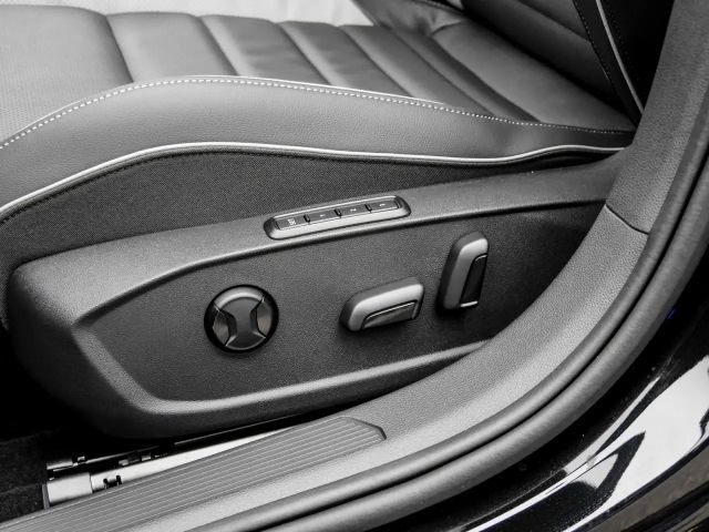 Volkswagen Golf GTE Golf VIII IQ.Drive