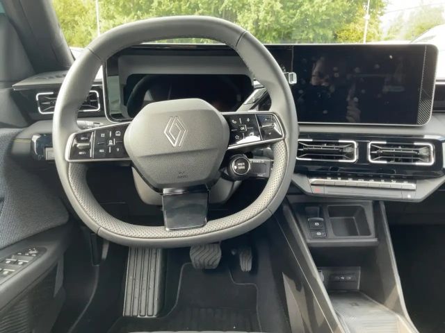 Renault 4 Comfort E-Tech Iconic