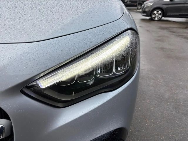 Mercedes-Benz GLA 200 Progressive