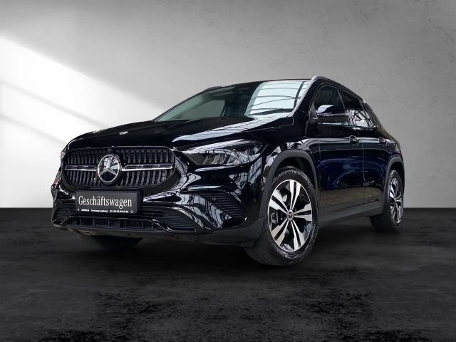 Mercedes-Benz GLA 200 Progressive
