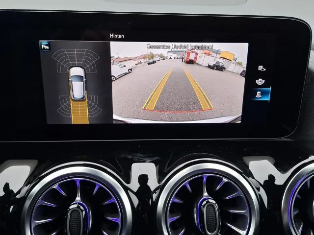 Mercedes-Benz GLA 200 Progressive