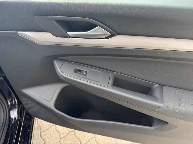 Volkswagen Golf 1.5 TSI Golf VIII Plus