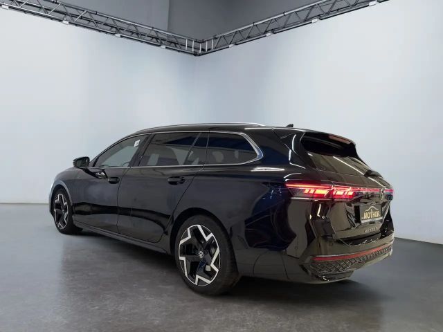 Volkswagen Passat 2.0 TDI DSG R-Line Variant