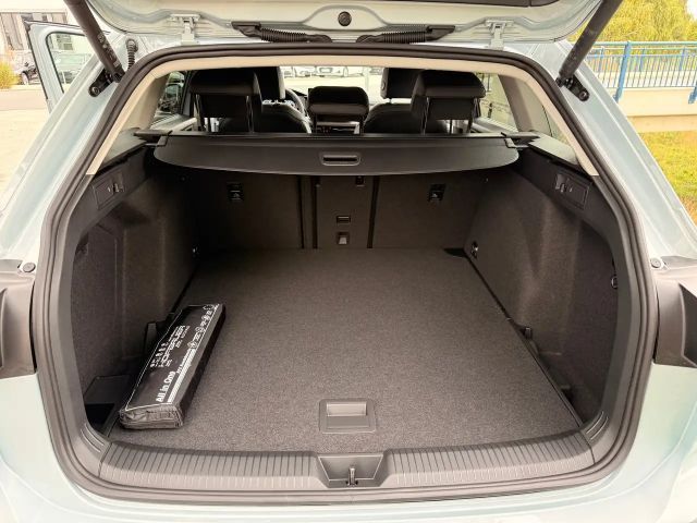 Volkswagen Golf Business DSG Variant