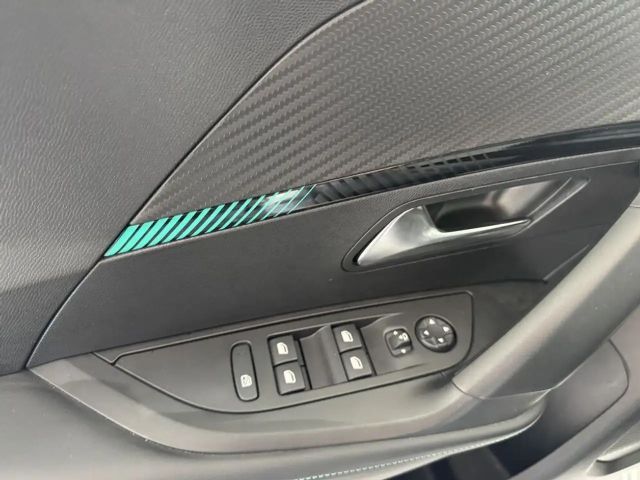 Peugeot E-2008 Allure Pack