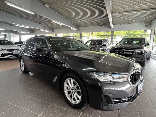 BMW 530 530d Touring xDrive
