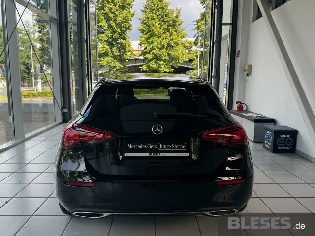 Mercedes-Benz A 180 Progressive